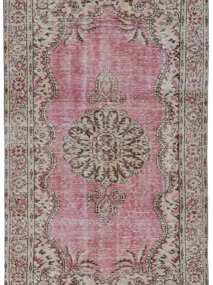 Mirha - 5'3" x 9' for wholesale by Biev