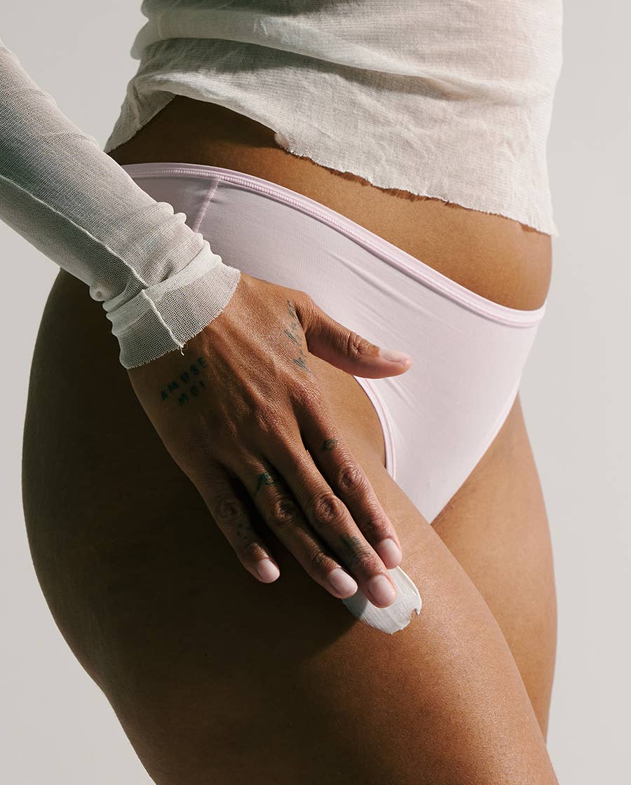 Refeel Naturals - Wholesale Tinted Moisturizer - Scented skin-renewing cream | The South, the night3