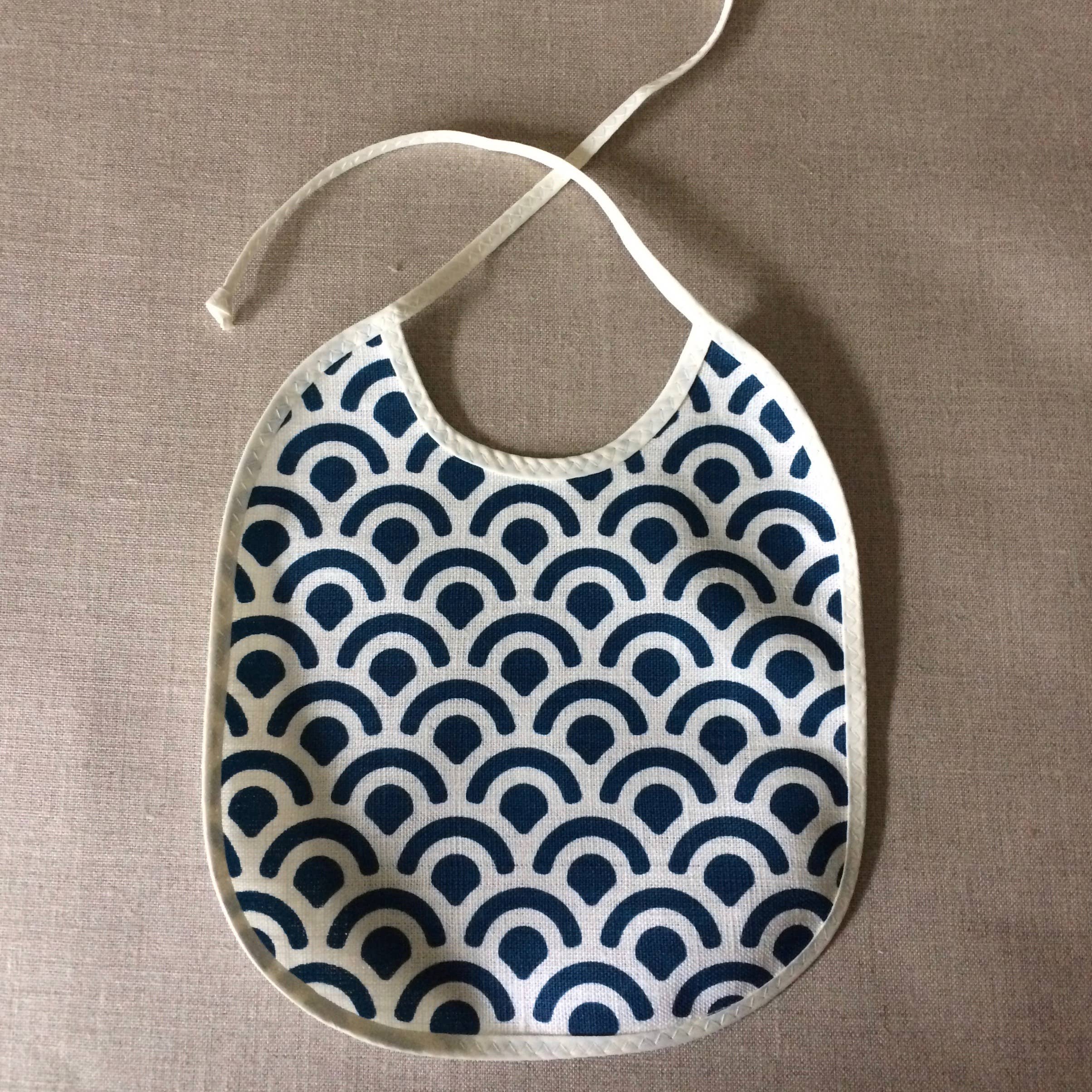 Fernhill - Wholesale Bib - Baby - Baby Bib Printed Linen - Japanese Waves0