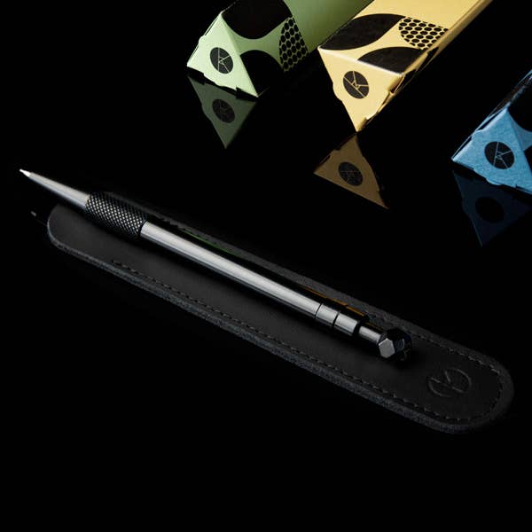 Bolígrafo de botón pulsador - negro para venta al por mayor de Krama studio