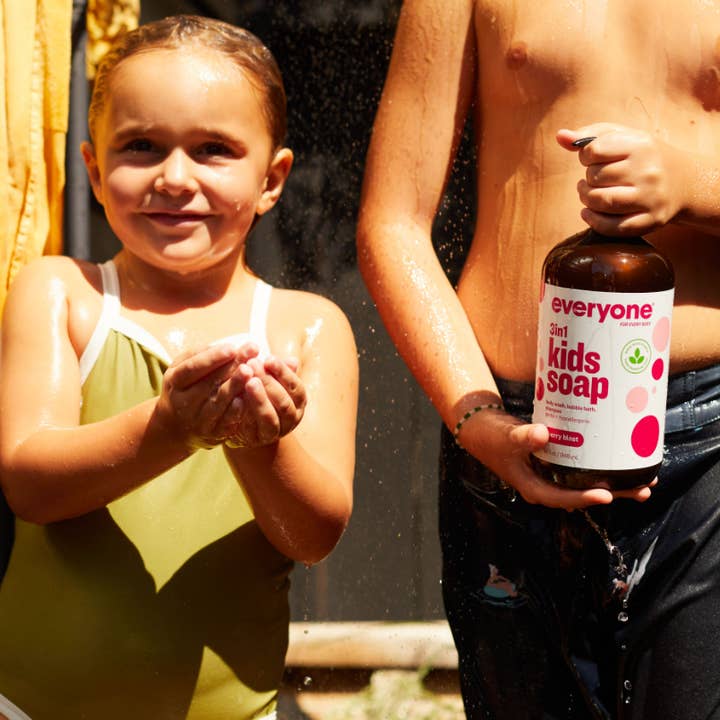 EO + Everyone - Wholesale 2-in-1 Shampoo & Body Wash - Berry Blast Kids 3in1 Soap 32oz Case Pack of 62