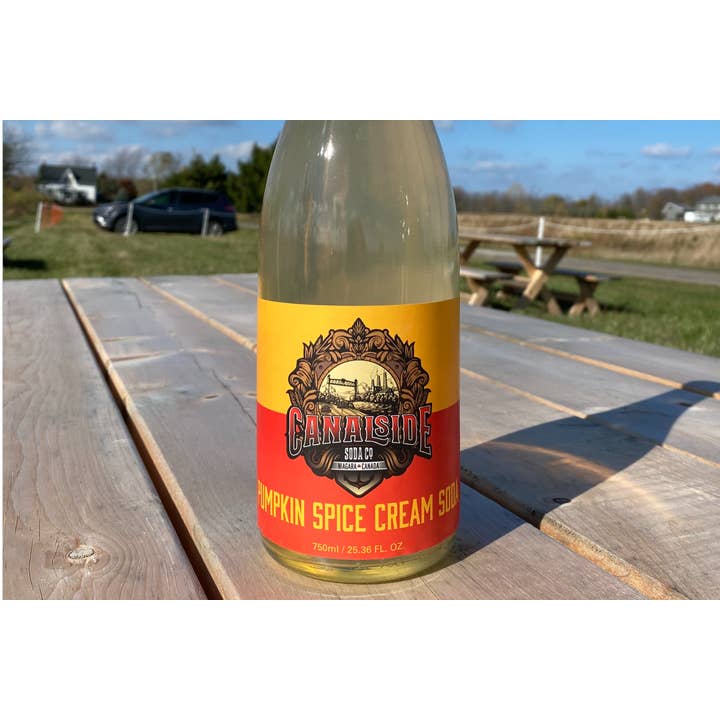 Canalside Soda Co. - Venta al por mayor Refrescos/bebidas carbonatadas - Soda de crema de especias de calabaza (botellas de 750 ml)