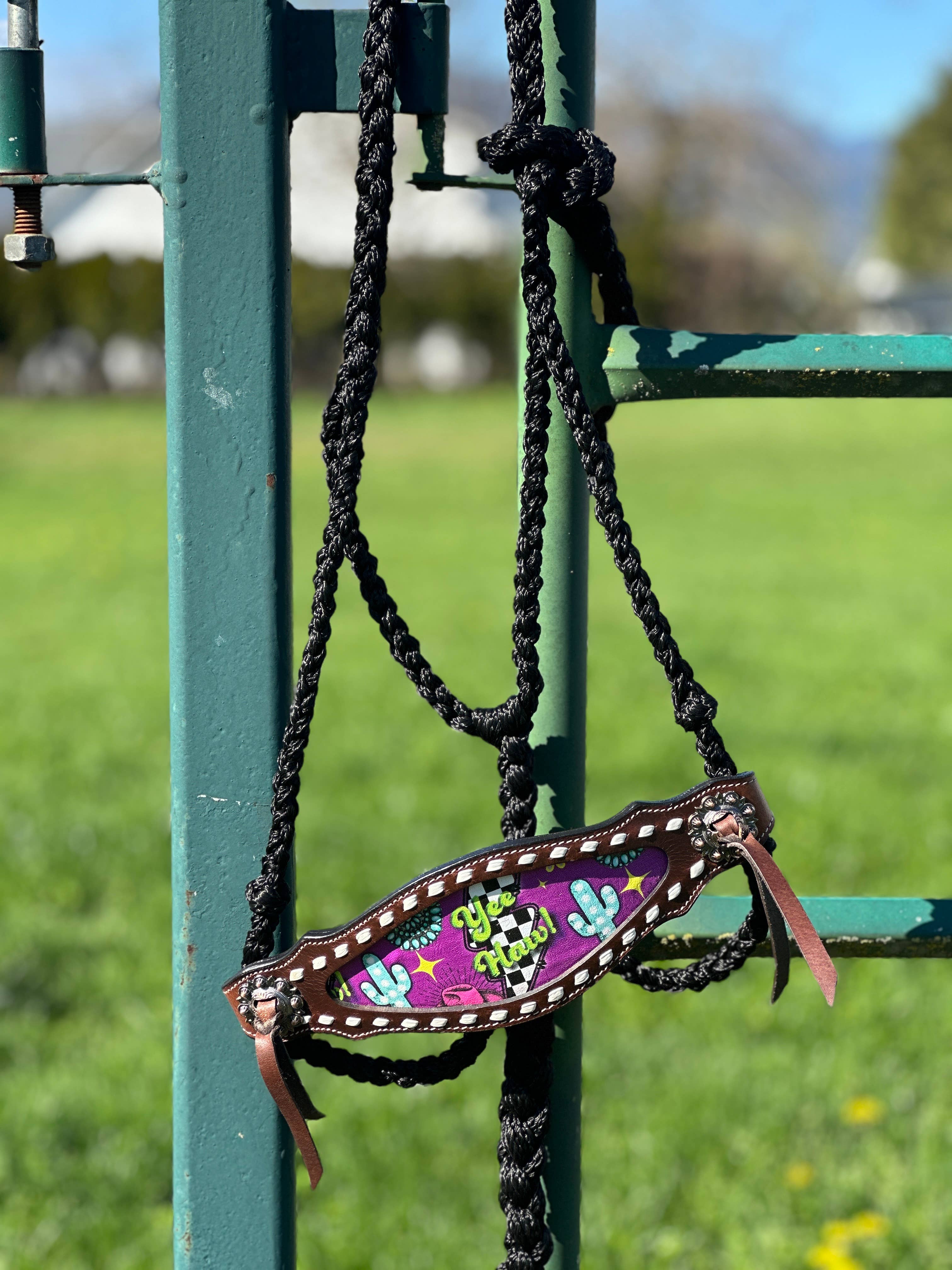 Schulz Equine – wholesale Ridutrustning – Flätat repgrimma i mule tape-stil med grimskaft7