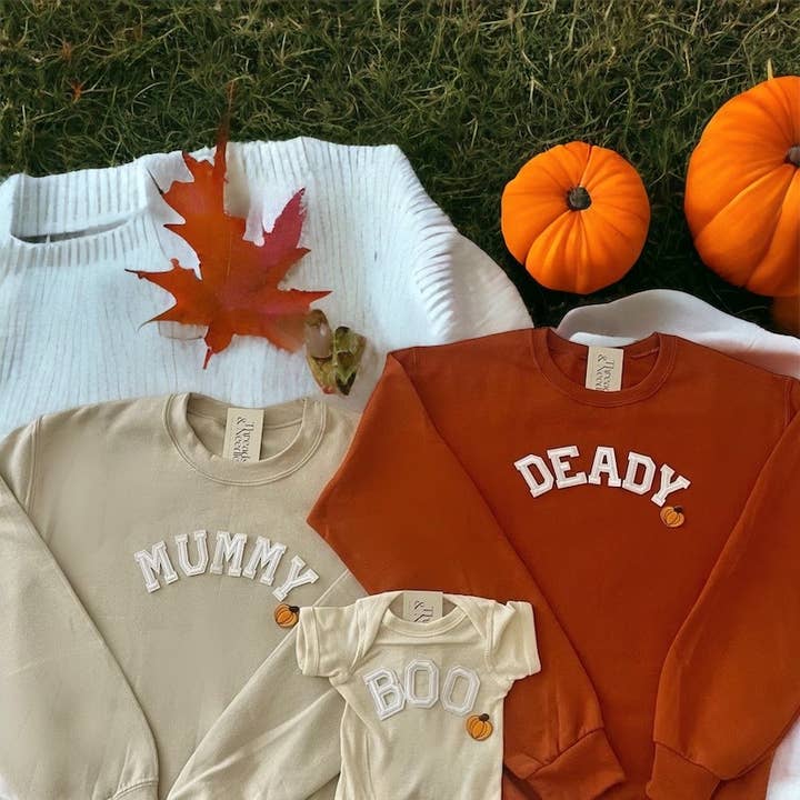 Camisetas familiares de Halloween a juego | Halloween Mommy and Me para venta al por mayor de Threads And Needles, INC.