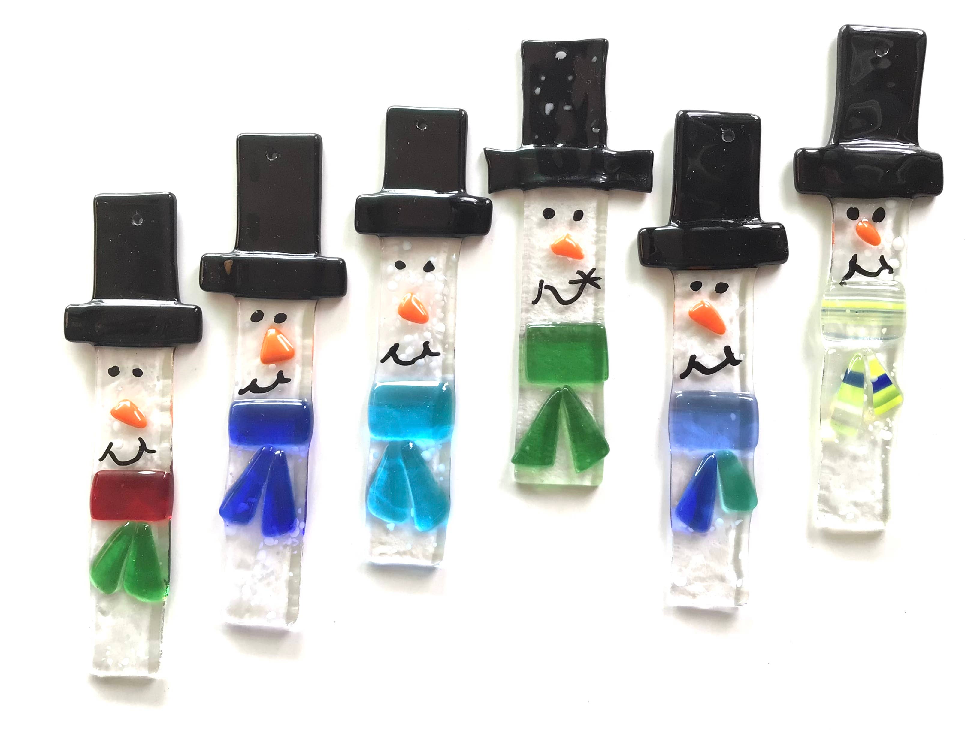 Disponível em branco ou transparente com cores variadas para lenços. Enfeites de bonecos para venda a revendedores na Faire1