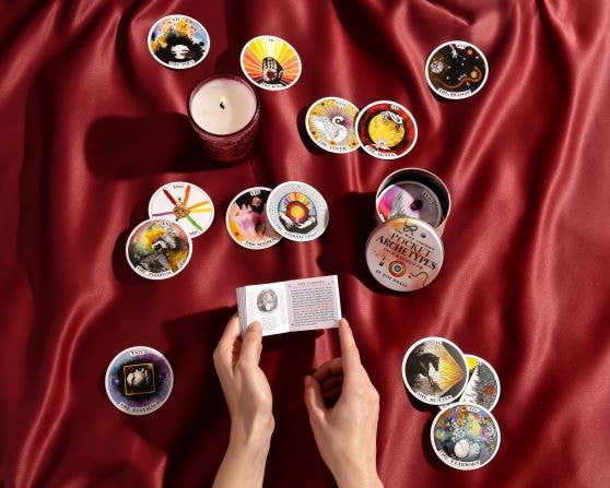 HarperCollins - Wholesale Tarot/Oracle Card - Wild Unknown Pocket Archetypes Deck, The: Kim Krans3