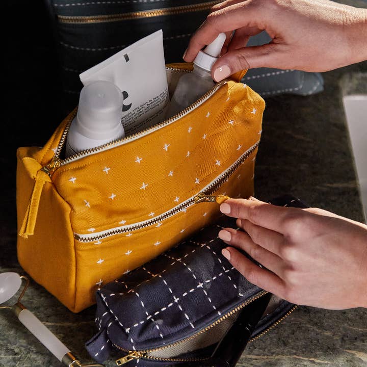 Anchal - Vente Trousse de toilette – femme - Trousse de toilette moyenne en point de croix20