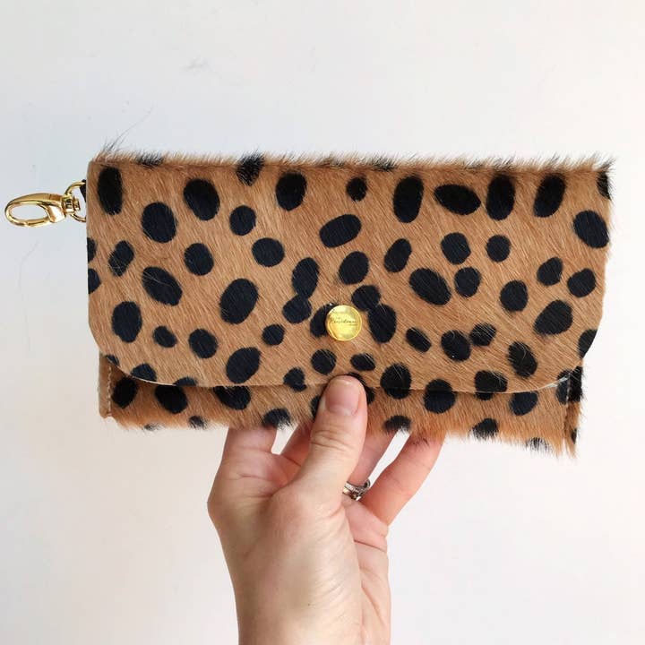 Mørk Beige Cheetah Print Telefon Tegnebog - Hår på Skjul Læder for engroshandel hos Wild Sky Leather