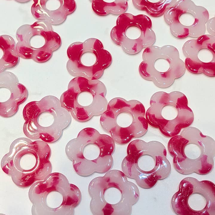 LOLO & YAYA – wholesale Emergency response charm – Flower pendant 2cm, 1.5O euros / u24