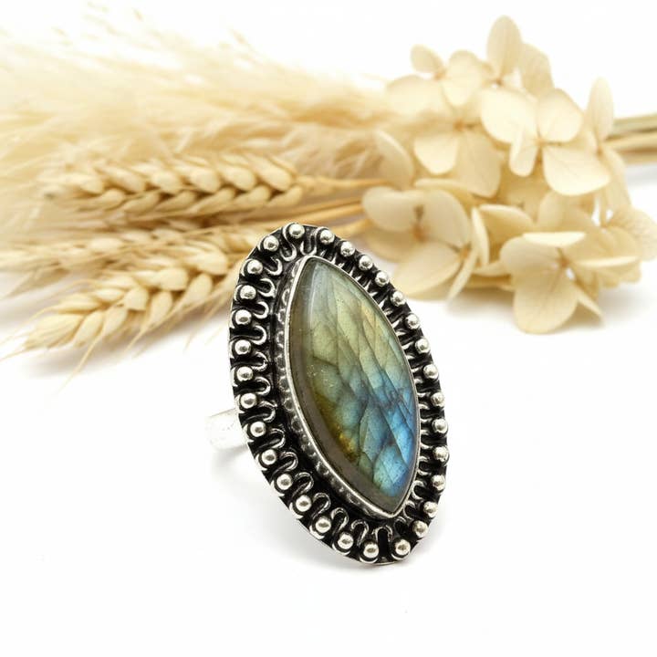 Labradorit Stenring for engroshandel hos Produtos Namasté