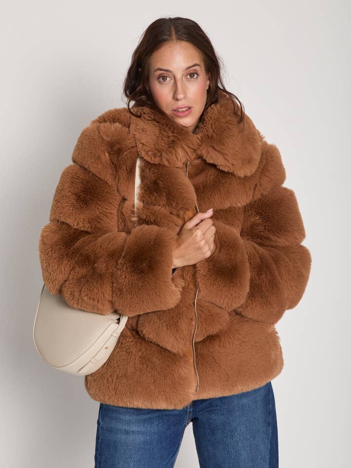 Giacca VITA Camel per la vendita all'ingrosso da parte di LE OPTION NORD