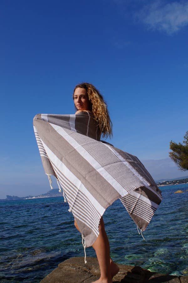 SoBeach – Cobertura de biquíni - Mulher por atacado – Fouta Paul taupe, Toalha de Praia algodão reciclado 200x100cm2