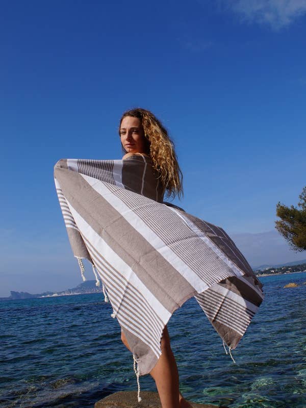 SoBeach – Cobertura de biquíni - Mulher por atacado – Fouta Paul taupe, Toalha de Praia algodão reciclado 200x100cm2