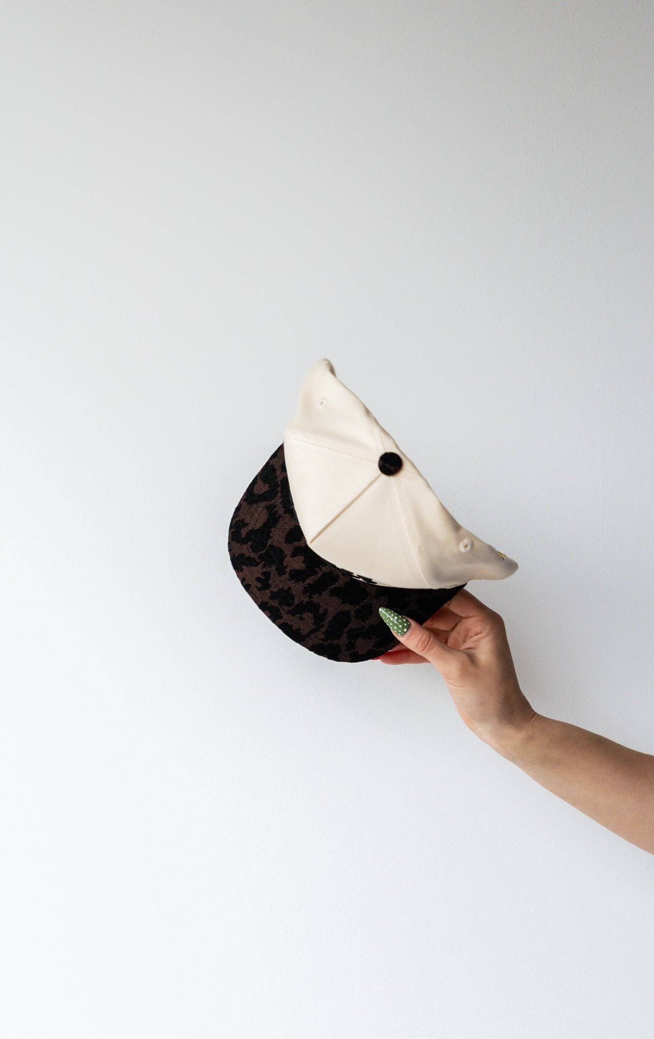 KAXI - Wholesale Trucker Hat - Women's - CHEETAH KAXI TRUCKER HAT5