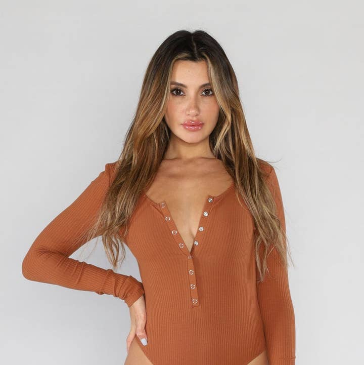 Makers of Dreams - Wholesale Bodysuit - Women's - Crew Neck Long Sleeve Snap Button Bodysuit (Light Brow
