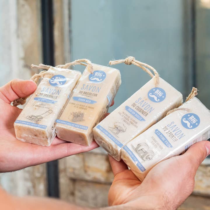 BIG MOUSTACHE - Vente Pain de savon – homme - Men's Handcrafted Bar Soap with Restorative Properties