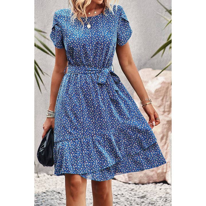 Bloemenjurk met ronde hals, slim fit, gelaagde A-lijn en ruches. voor wholesale door Elings