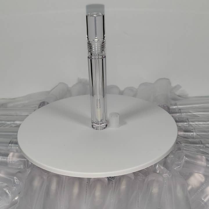 Alvion's Creations - Wholesale Lip Gloss - 7.8 ml clear lip gloss tubes