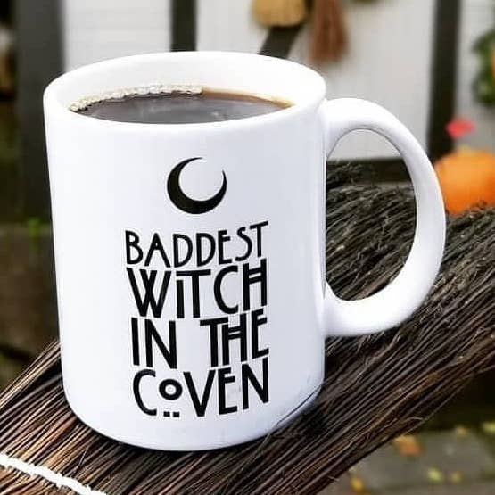 Tasse à café la plus méchante sorcière du couvent faite à la main - Ha fait main pour la vente par Matriarch Handmade