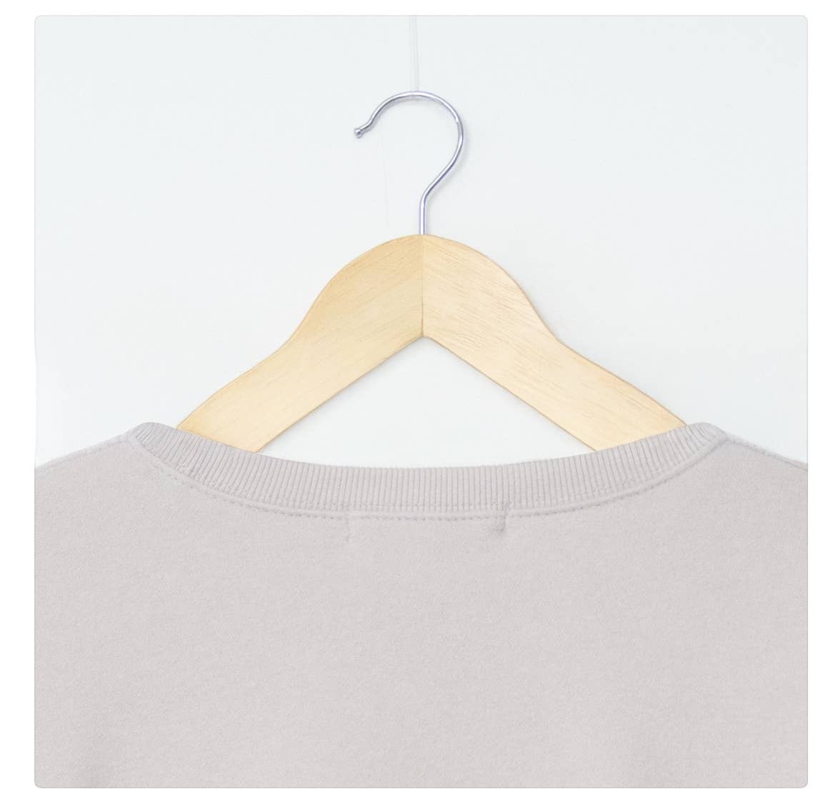 Little Light - Wholesale Graphic Sweatshirt - Women's - Poster Hook Shot Vintage Color-Block Sweatshirt20