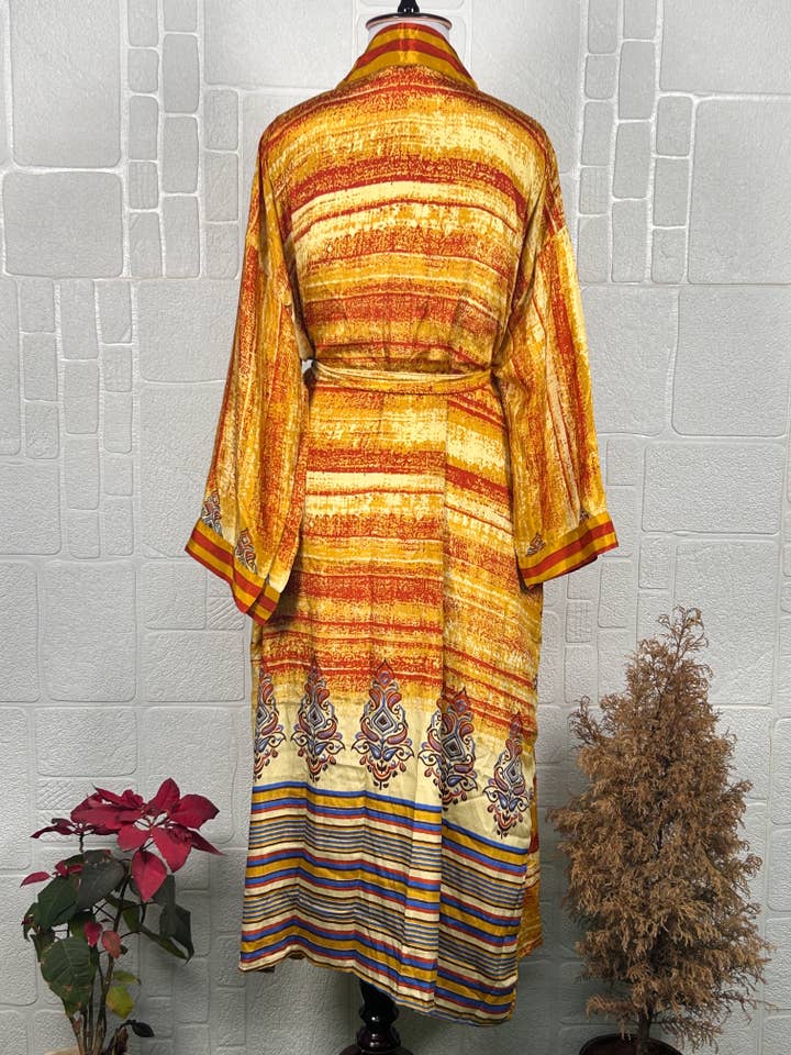 The Eastern Loom – Robe - Mulher por atacado – Robe Kimono de Seda Indiana | 100% Roupa de Lazer em Sari de Seda Reciclada2