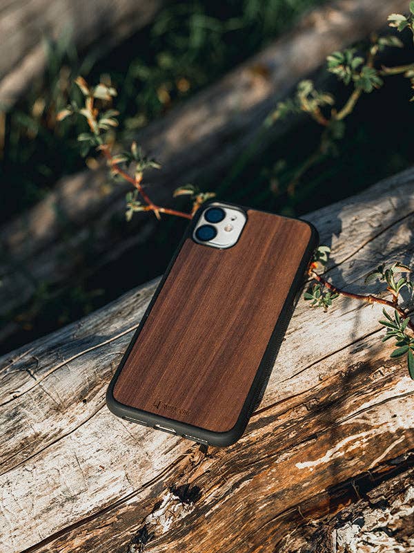 Wood&Chic - Wholesale Phone Case - Unisex - Deutzia iPhone Wooden Case1