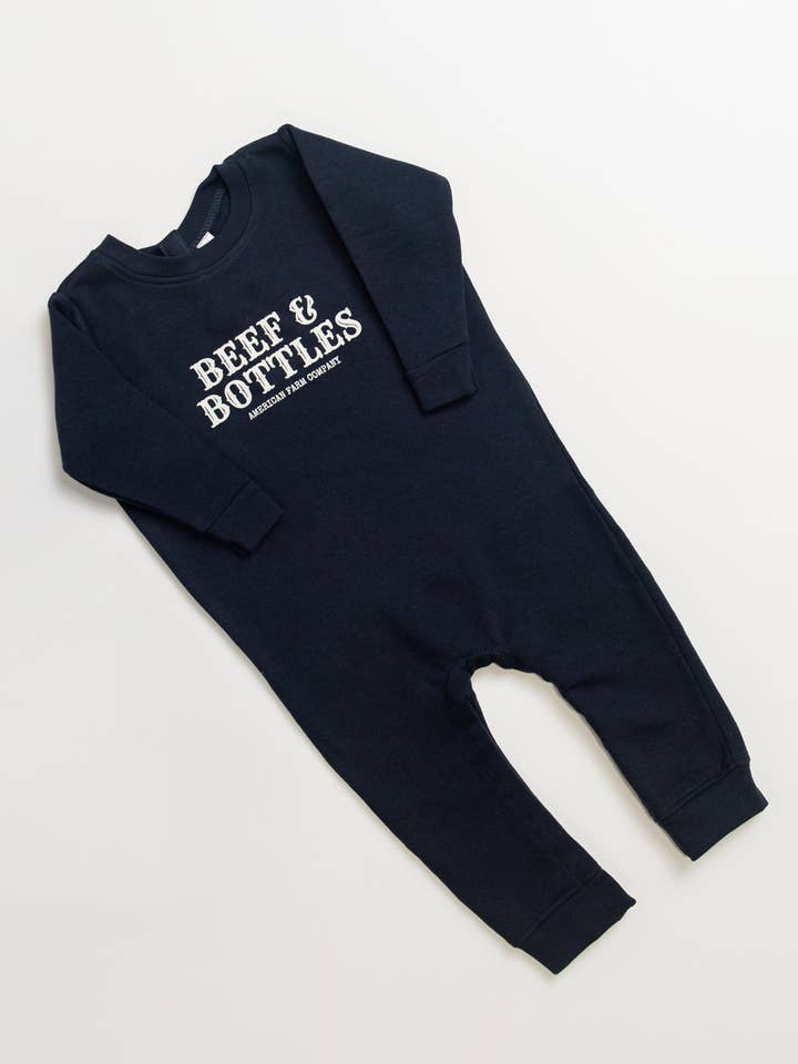 American Farm Company – Großhandel Strampler – Baby – Western-Babyvlies „Beef & Bottles“, einteilig