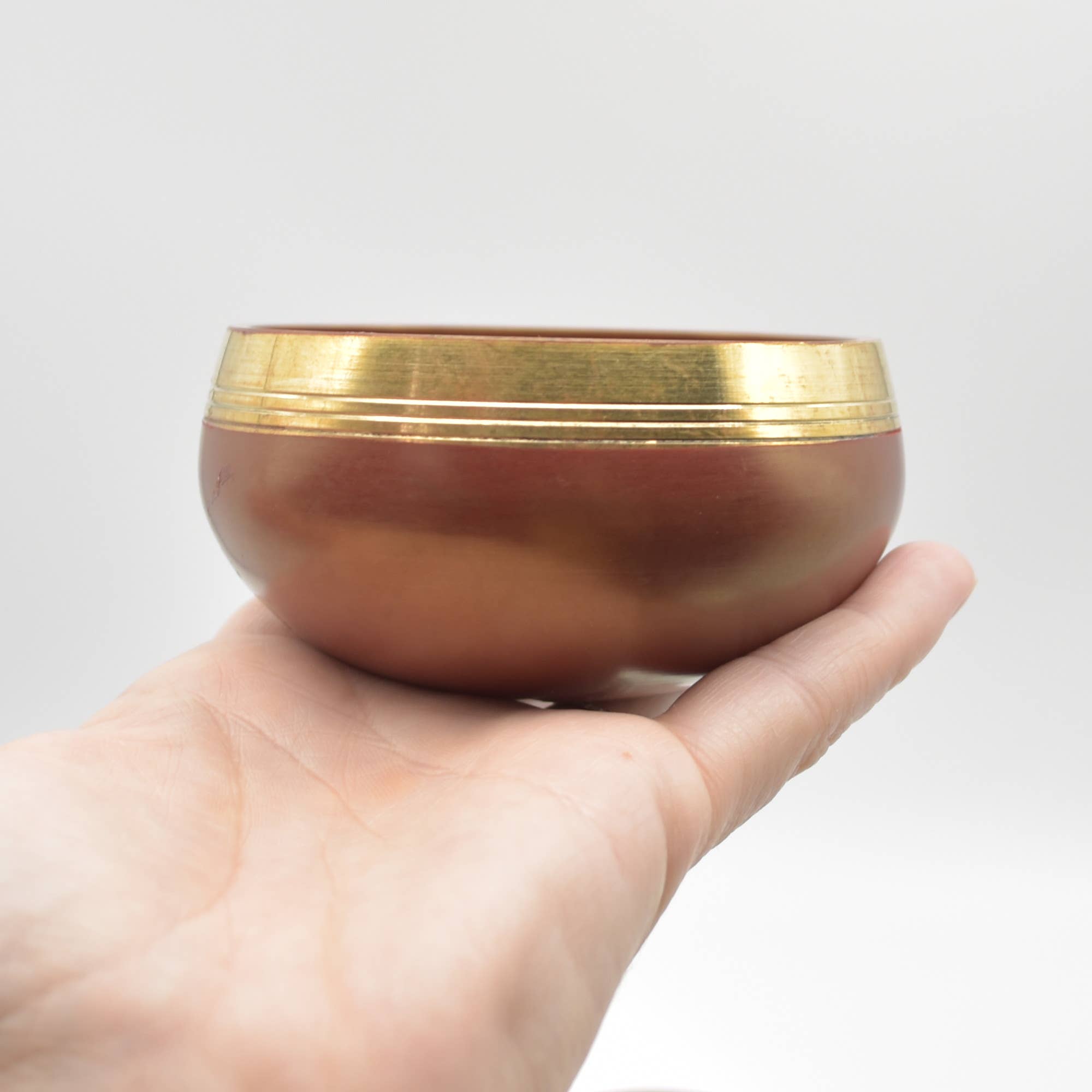 Blue Brown Green Pink Purple Red 7 Chakra Singing Bowls Meditation Bowls Set for wholesale on Faire9