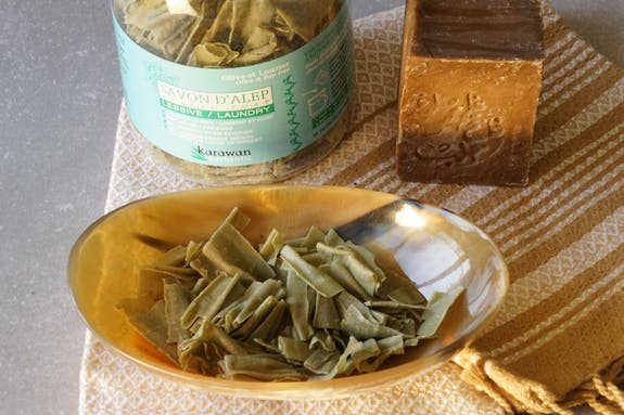 Karawan Authentic - Wholesale Laundry Detergent Powder/Pods - ALEPPO SOAP IN GLITTER FOR LAUNDRY - 250G JAR1