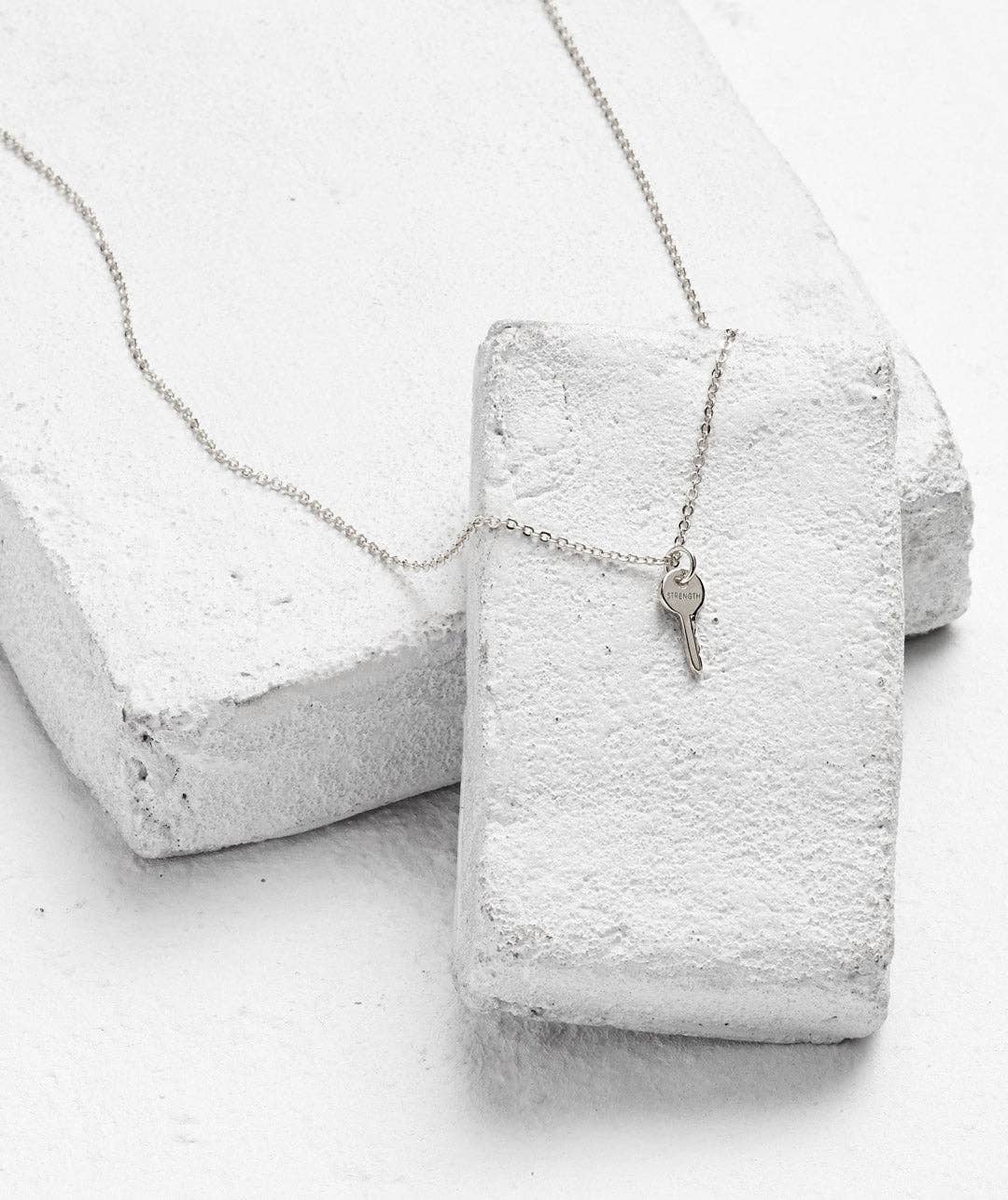 The Giving Keys - Vente Colliers à pendentif - Collier Mini Clé29