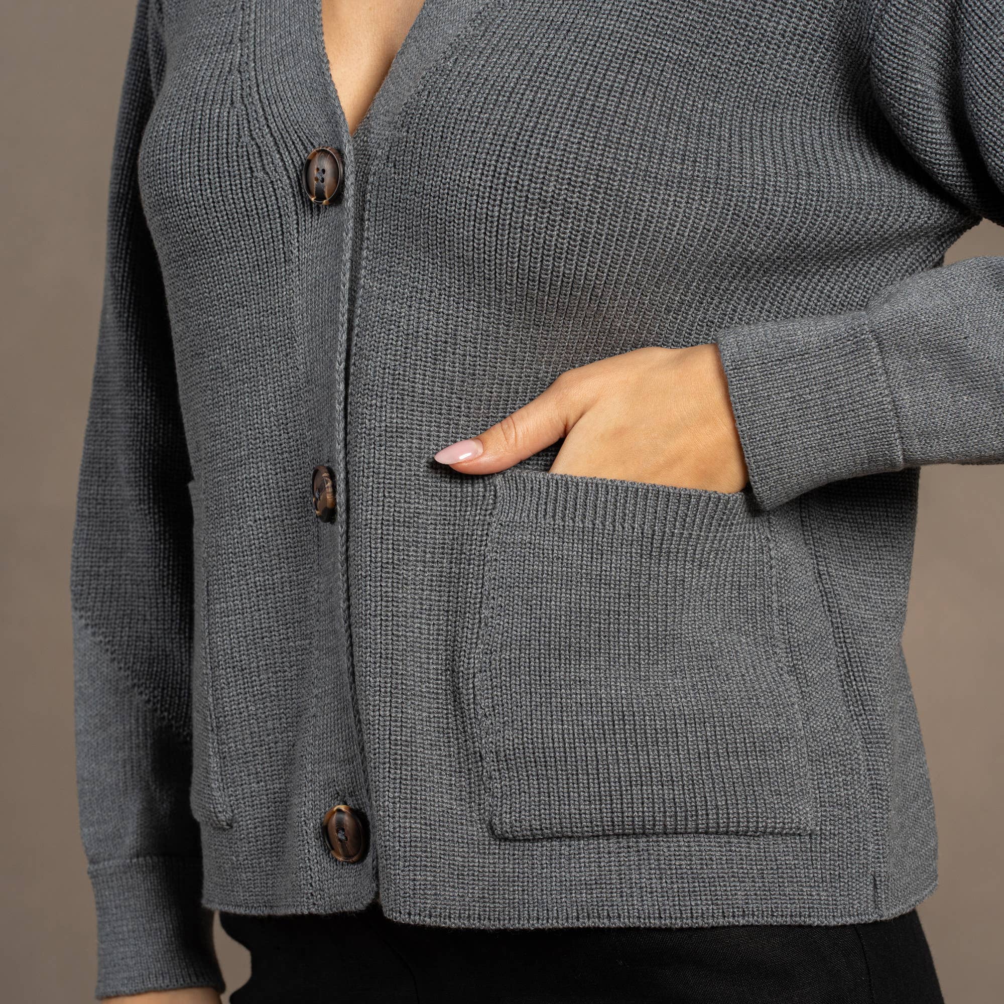 menique - Wholesale Cardigan - Women's - Women's Merino Wool Cardigan Hazel10