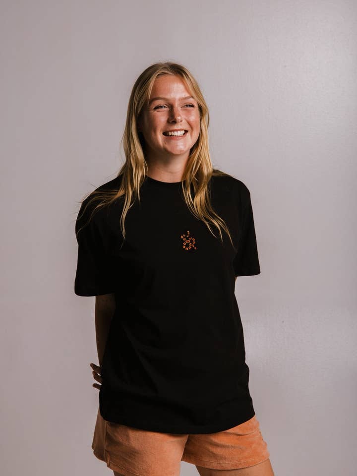 Sossu - Wholesale T-Shirt - Unisex - Coral Snake T-shirt - Black