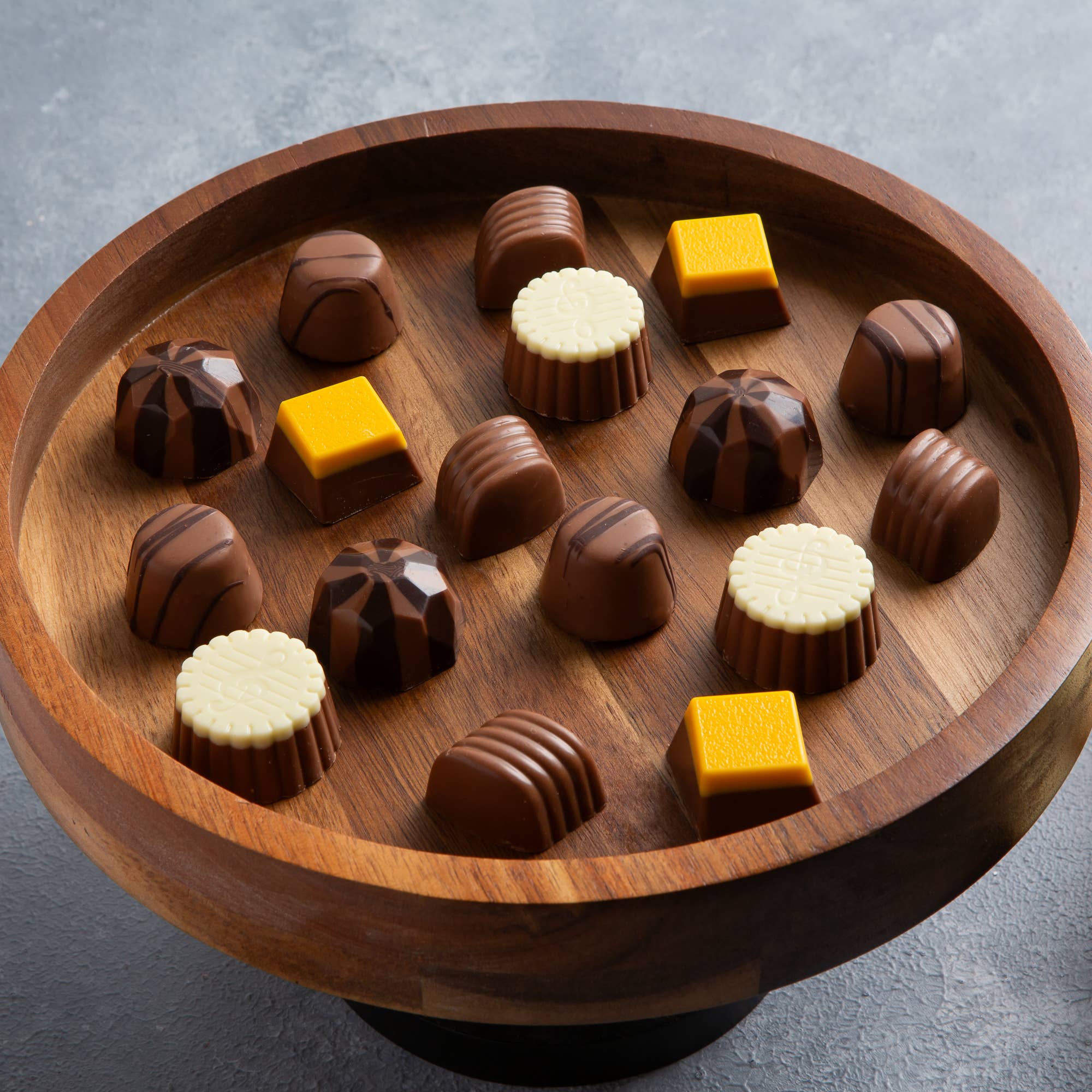 Carian's Bistro Chocolates - Wholesale Chocolate Box -  Valentine's Chocolate Gift Box Gold, Premium Luxury Box8