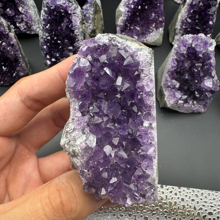 Foliesbijoux - Venta al por mayor Piedras/cristales espirituales - Amatista cruda Geode 210-240 g Uruguay AAA