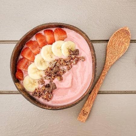 Panda & Coco – wholesale Bowl – Coconut Bowl with spoon4