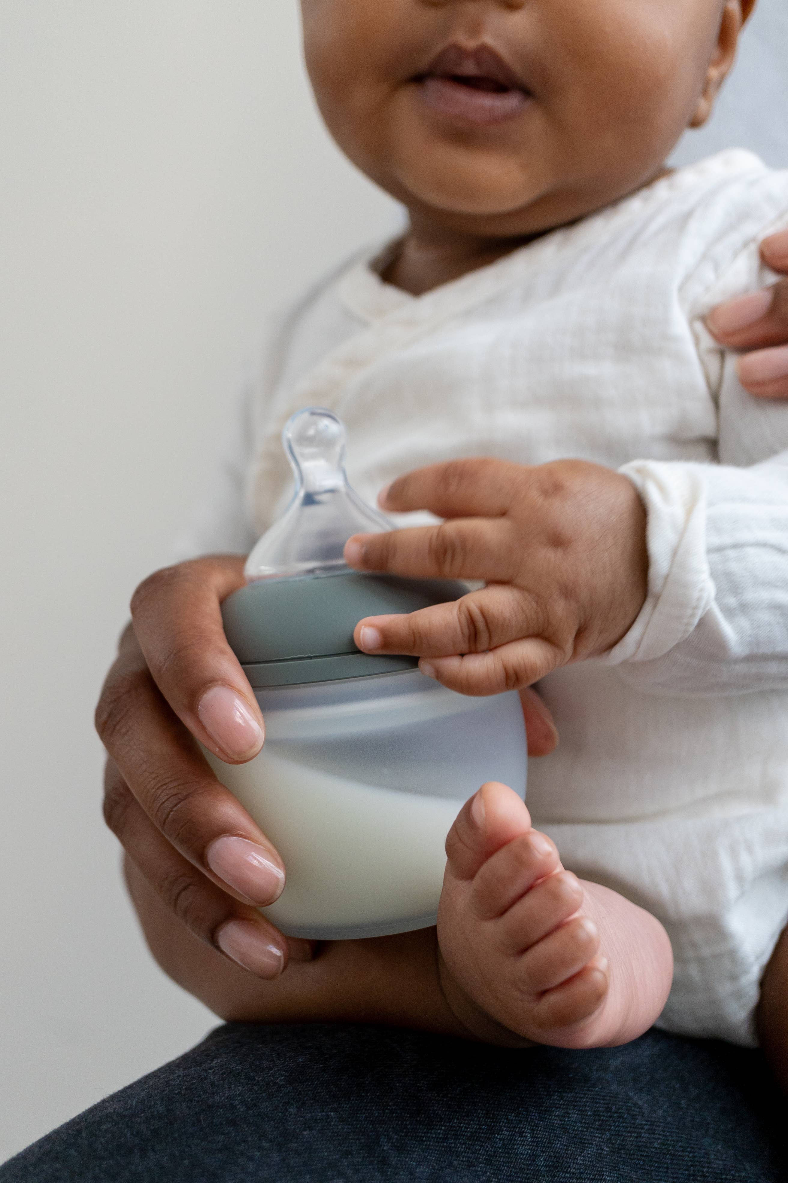 Élhée - Wholesale Babyfles - Babyfles 150 ml - 5 oz met medium doorstroom speen (0-24 maanden)9