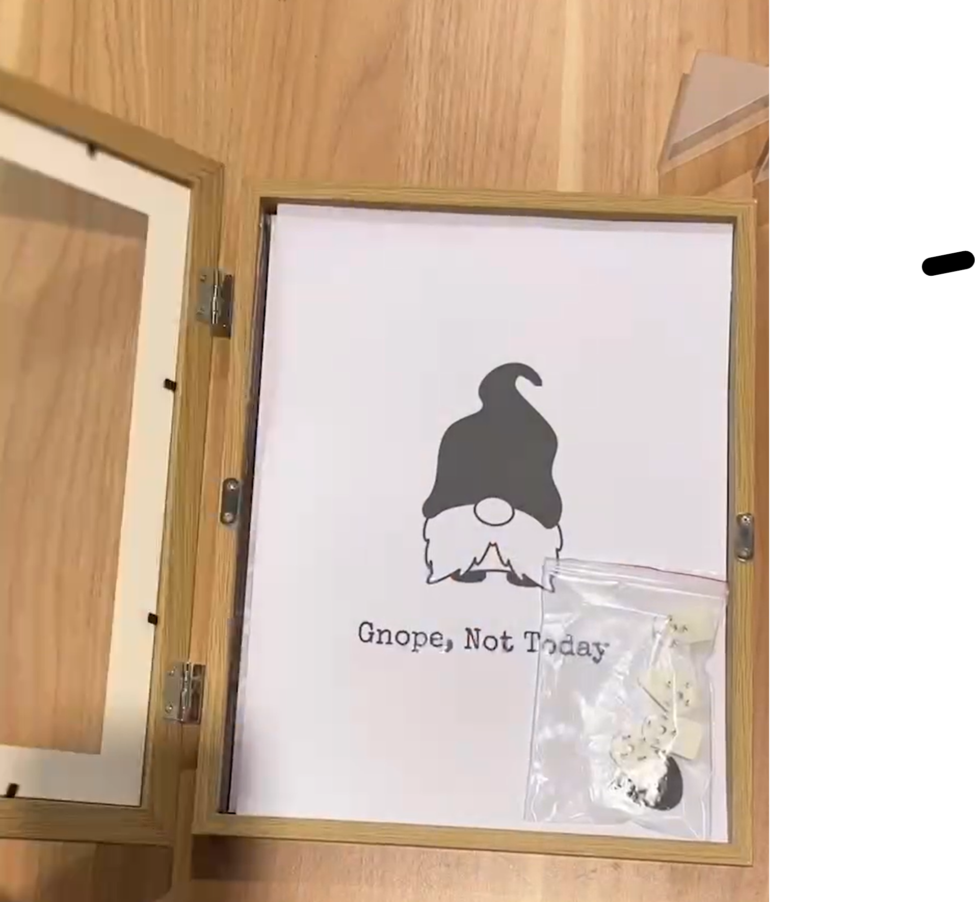 Witty Words - Cards and Wall Art - Wholesale Picture Frame - 4 in 1 Lighthouse Witty Words Display & Storage - Frame Set5