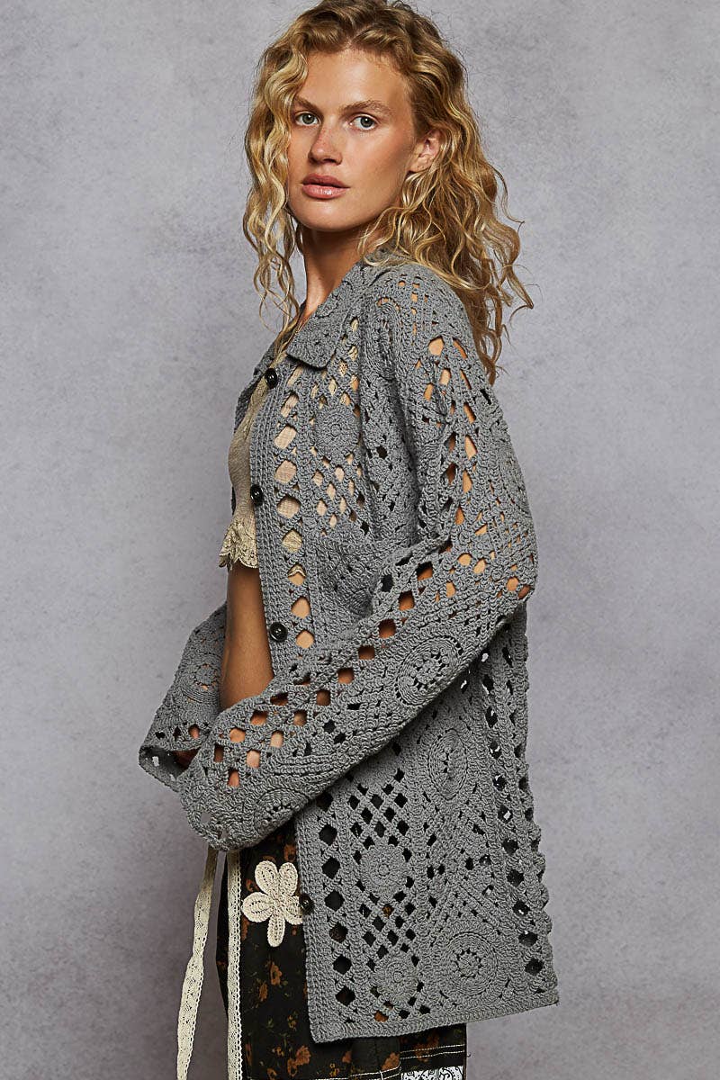 Pol Clothing - Vente Chemise à col boutonné – femme - Chemise boutonnée surdimensionnée en crochet uni13