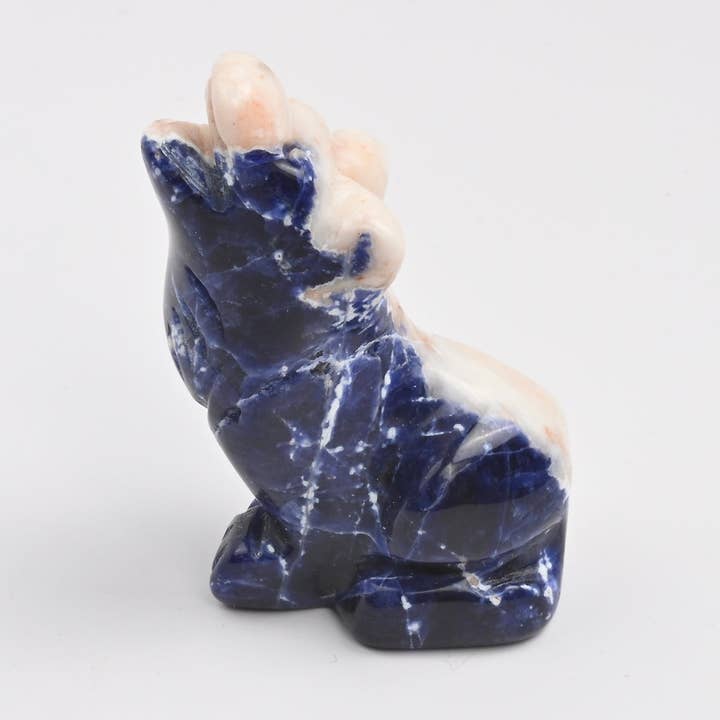 Figurine de loup en cristal de sodalite naturelle de 2 po pour la vente par ilovebeadsusa