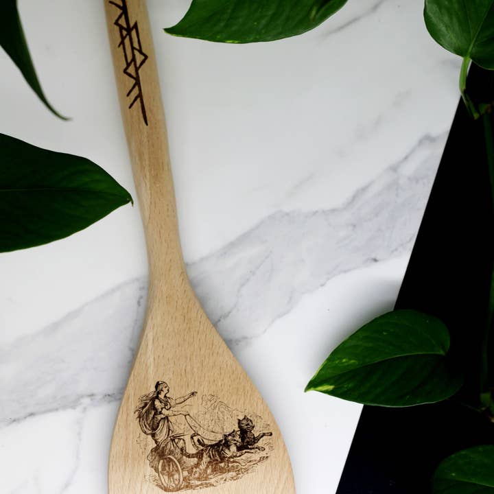 Three Witches Tea Shop - Wholesale Spatula/Turner - Freya Engraved Wooden Spatula