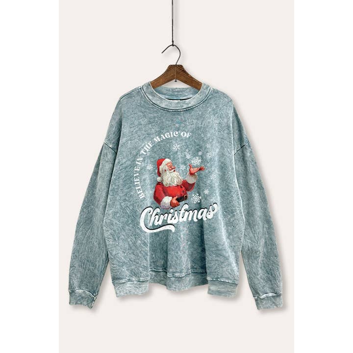 SWEATSHIRT GRAPHIQUE LAVAGE MINÉRAL BOULE À NEIGE MAGIQUE DE NOËL pour la vente par VINTAGE POINT USA