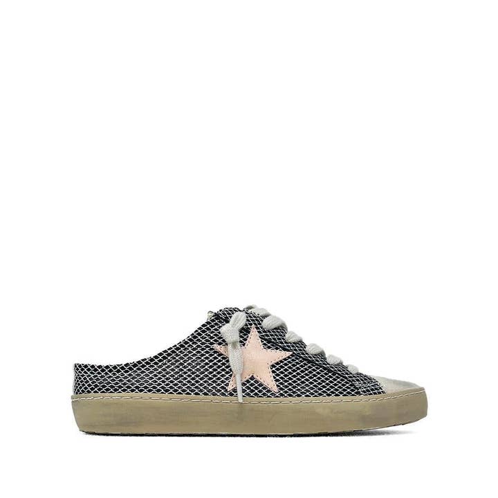 POLKA pour la vente par Shu Shop