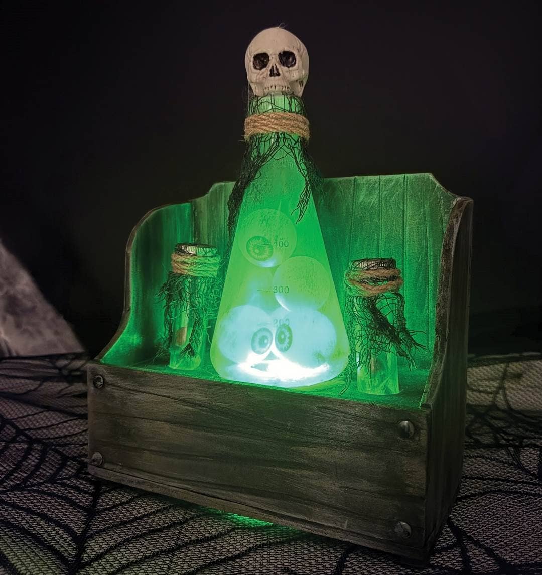 P'tit Clown - Wholesale Decal - Party Decorations - Shelf With Magic Potions - Sound, Light - 30cm2