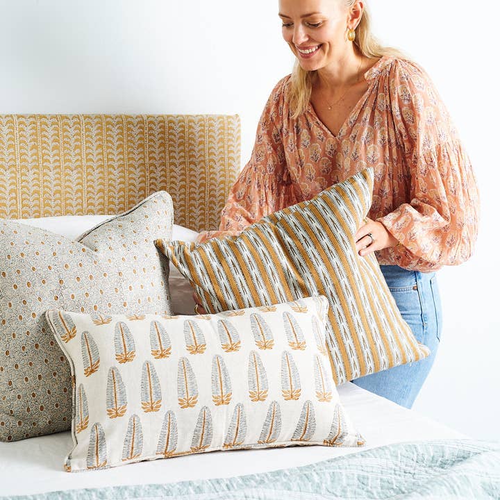 Walter G - Wholesale Throw pillow cover - Akola Sahara Pillowcase7