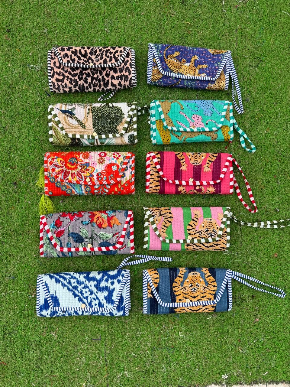 bhavnas boutique - Vente Sac porté épaule – femme - Porte-monnaie matelassé à fermeture éclair – Lot de 5 trousses de maquillage1