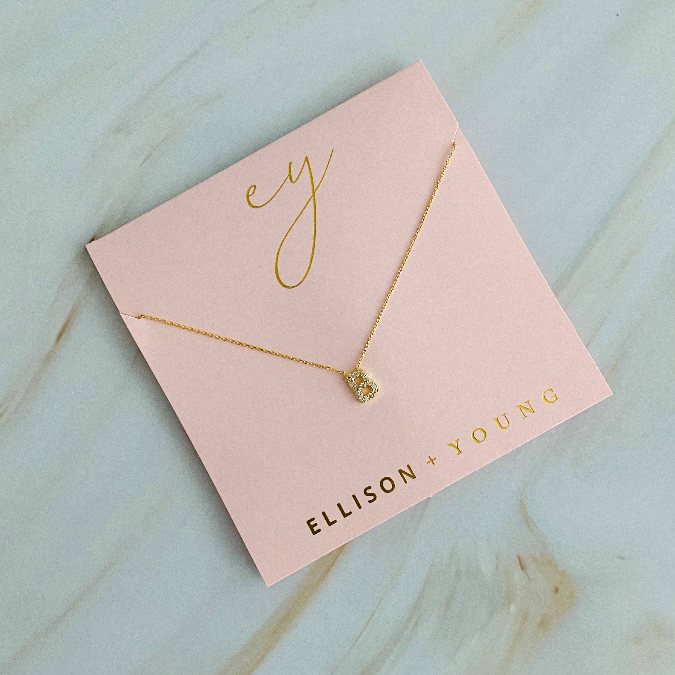 Ellison+Young - Vente Colliers à pendentif - Collier initial Understated Beauty1