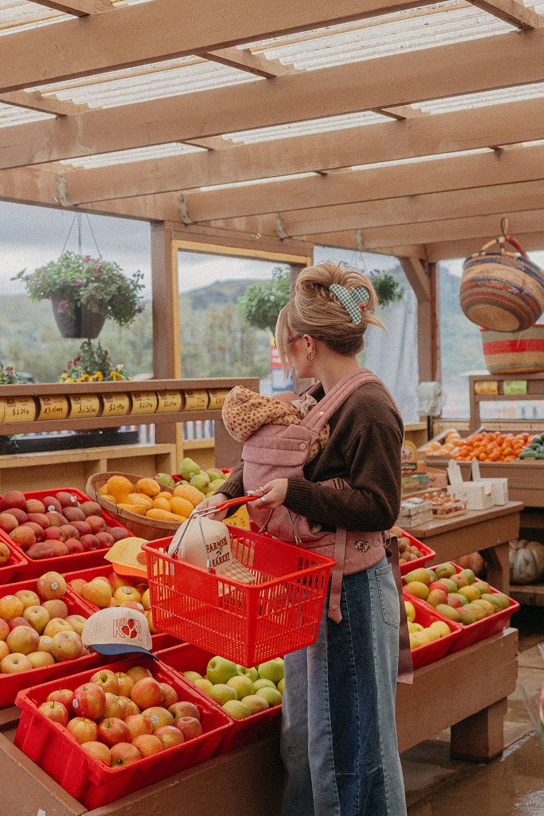 KAXI - Wholesale Hair Clip - Women's - BLUE GINGHAM STRAWBERRY CHARM CLAW4