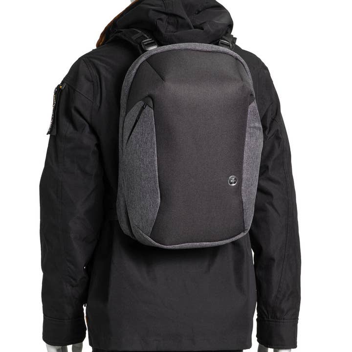 Swissdigital Design – wholesale Backpack – Unisex – Scope Backpack with Finder, works on Apple Find My Network3