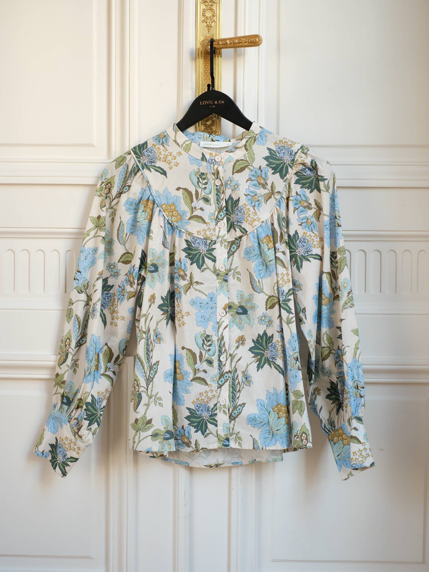 LOVIE & CO – Blusa - Mulher por atacado – Blusa floral com gola mandarim - ASD96313-BENJI0