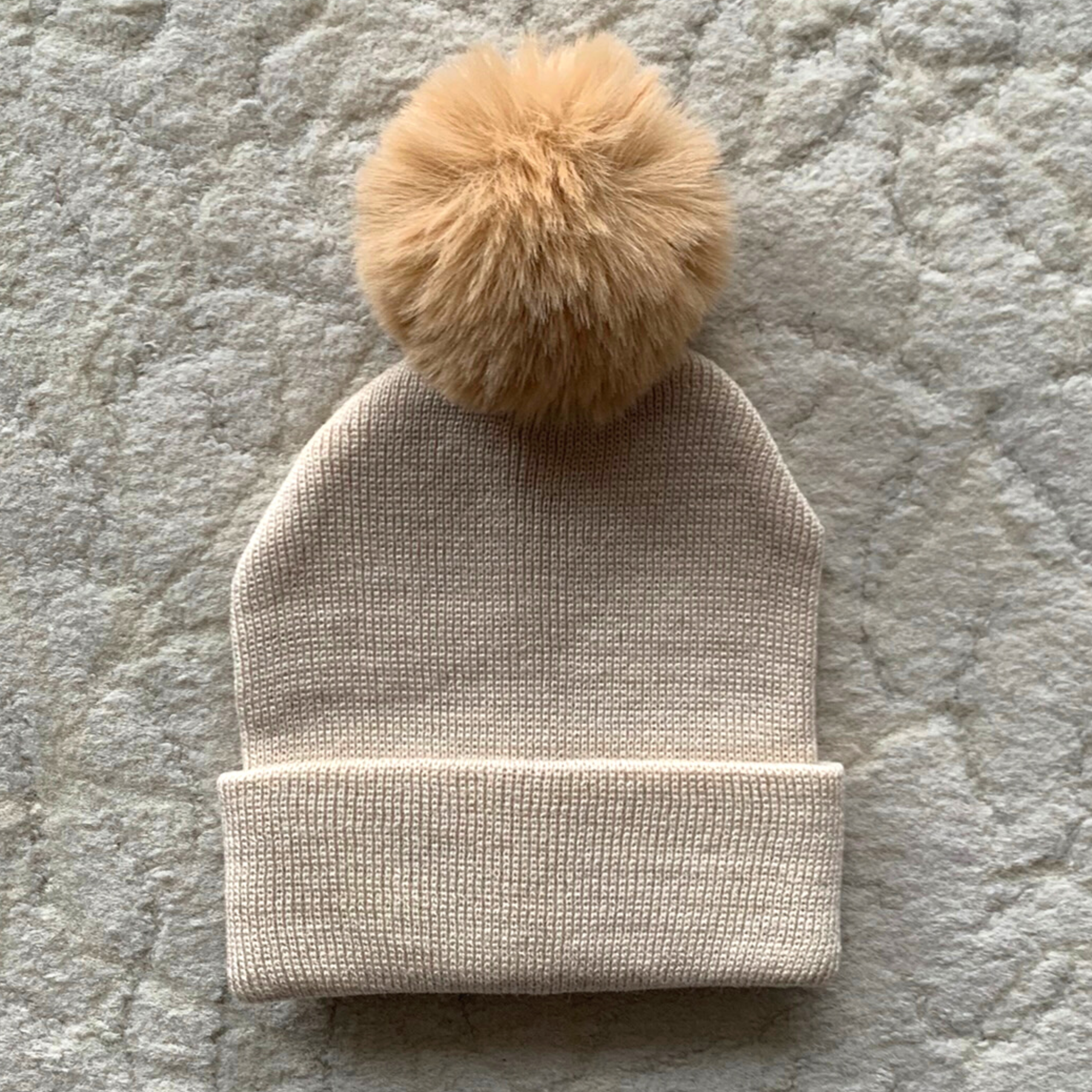 Himmelberg Baby - Wholesale Beanie - Kids - Single Pom Pom Baby/Kid's Beige Beanie Hat, 0 to 8 Years1